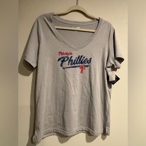 NWT Philadelphia Phillies MLB Campus Lifestyle V-Neck Tee Heather Gray XL